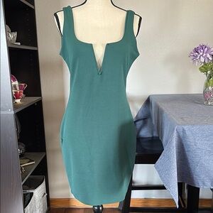 Missguided Women’s Size 8 Deep V Fitted Tank Dress